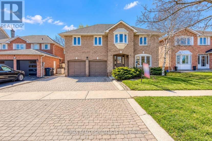 102 Sunforest Drive, Brampton, photo 2