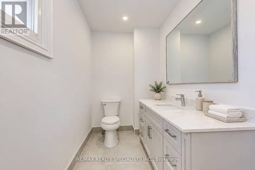 102 Sunforest Drive — photo 40 of 40