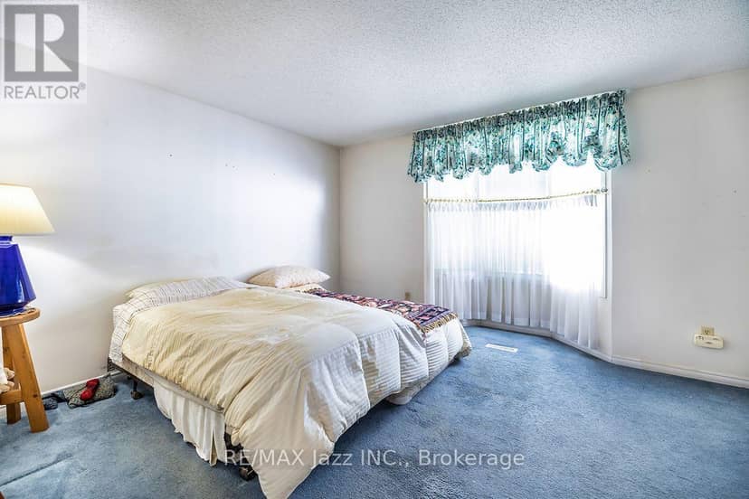 5 King Court — photo 15 of 29