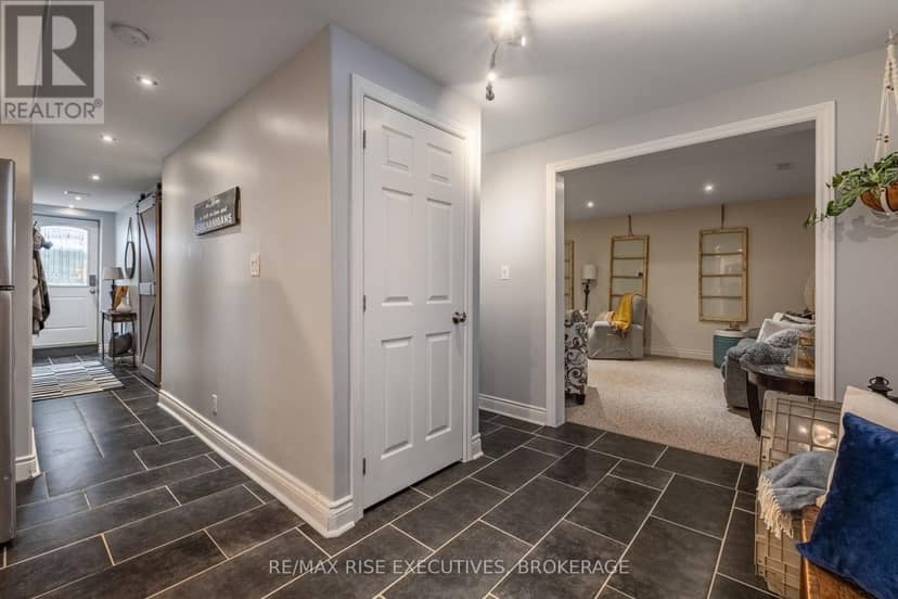 1388 Ottawa Street, Kingston, photo 7