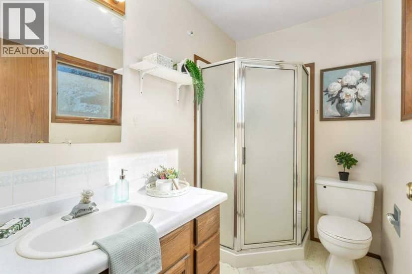 4701 57 Avenue — photo 25 of 40