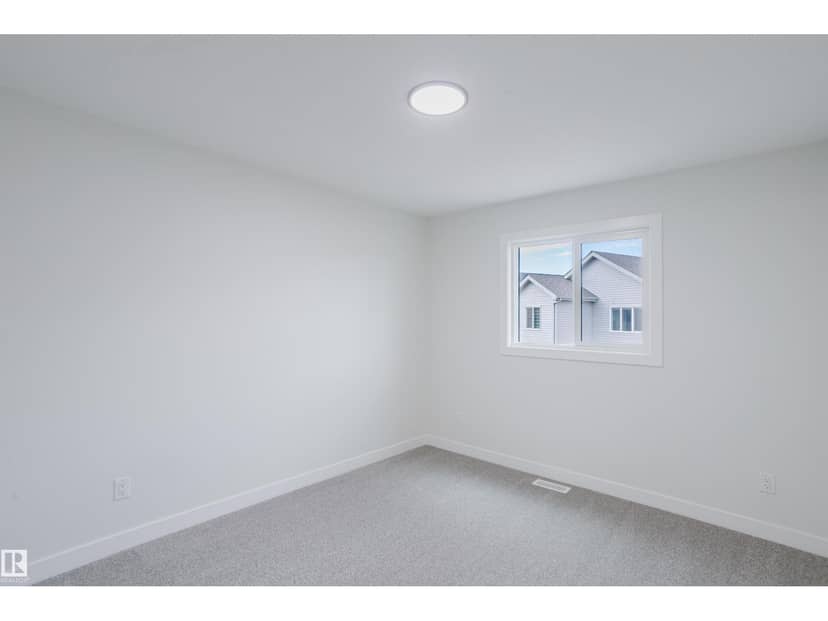 428 27 ST SW — photo 37 of 38