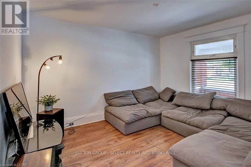67 Hyla Street — photo 12 of 37