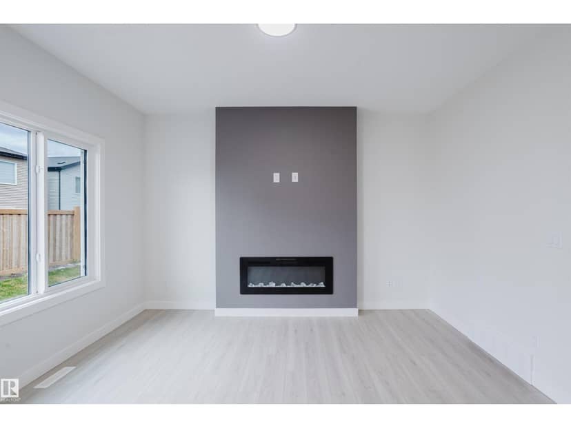 428 27 ST SW — photo 15 of 38