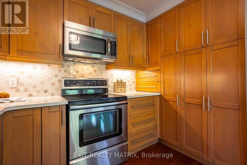 79 Radisson Drive — photo 21 of 40