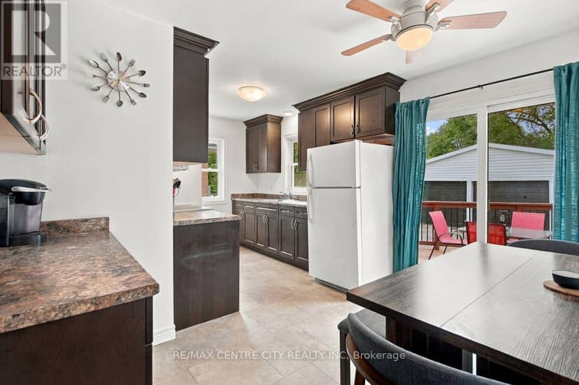 1570 Hansuld Street — photo 12 of 40
