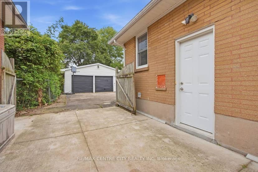 1570 Hansuld Street, London East, photo 4