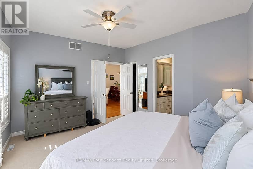 5 - 5 Cranberry Shores — photo 11 of 40