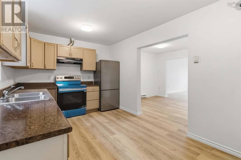 23 Aldergrove Drive — photo 14 of 34