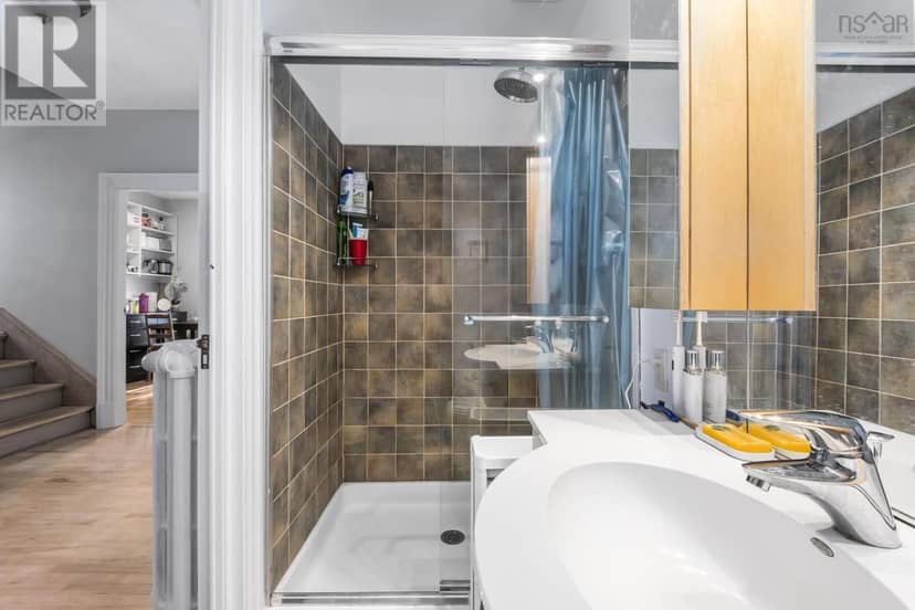 1531 lemarchant Street — photo 17 of 40