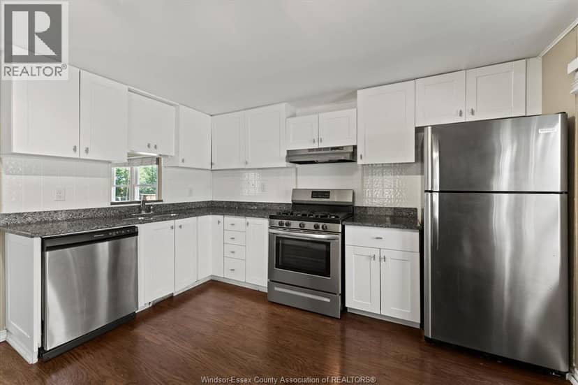 52 Parkside Drive — photo 16 of 28