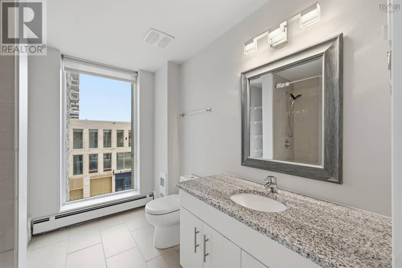 306 15 Kings Wharf Place — photo 31 of 35