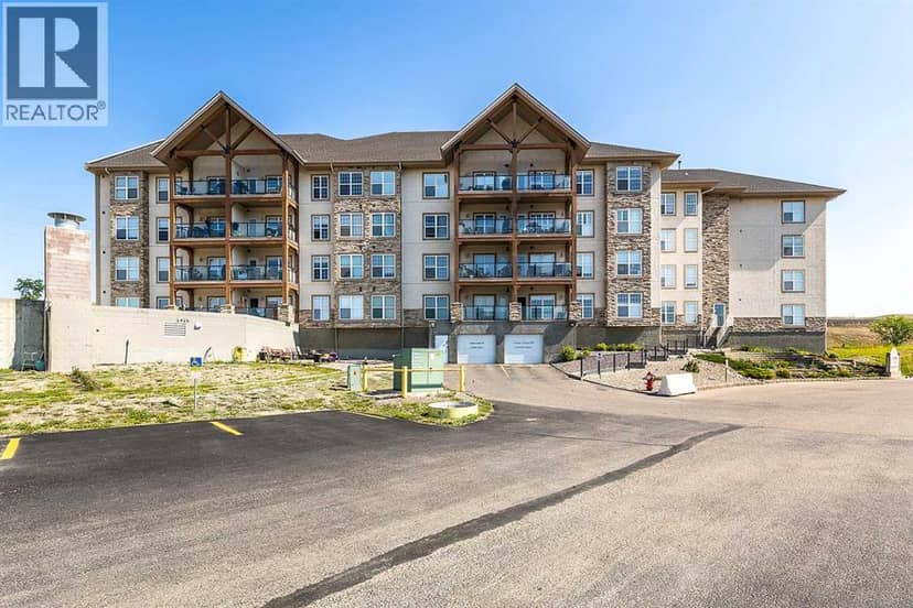 329, 201 River Ridge Drive NW, Medicine Hat
