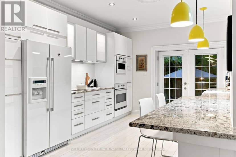 36 Aberdeen Avenue — photo 14 of 36