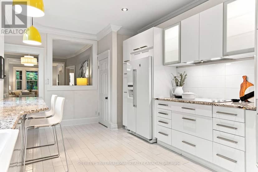 36 Aberdeen Avenue — photo 18 of 36