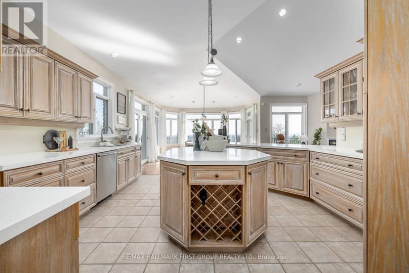7472 Aked Road — photo 17 of 40