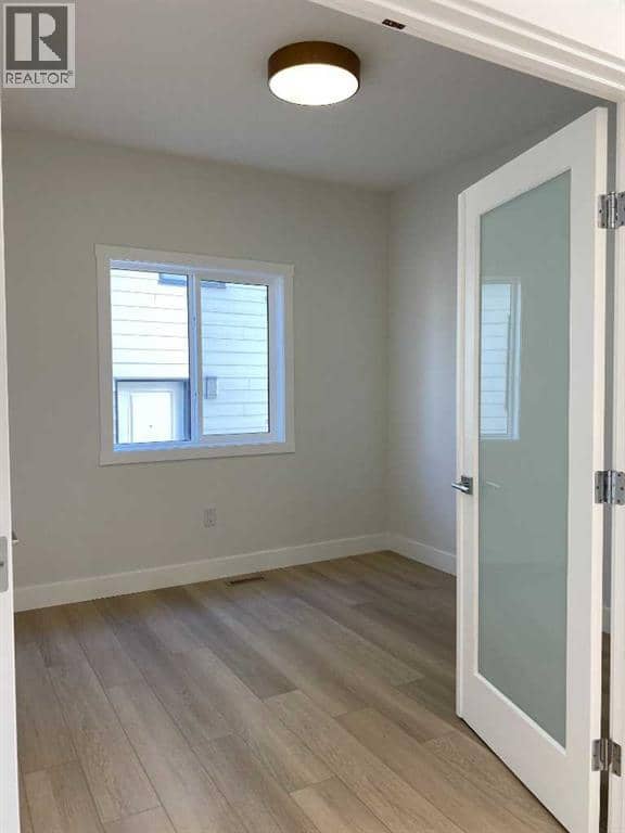 707 Mandalay Avenue NW — photo 15 of 32