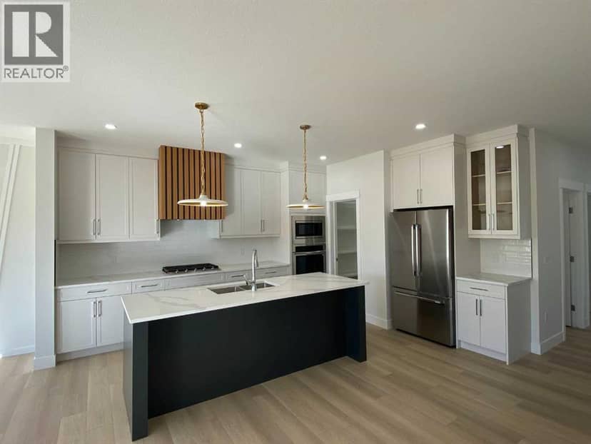 707 Mandalay Avenue NW — photo 9 of 32