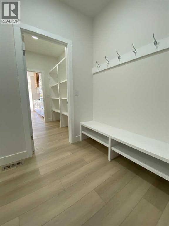 707 Mandalay Avenue NW — photo 10 of 32