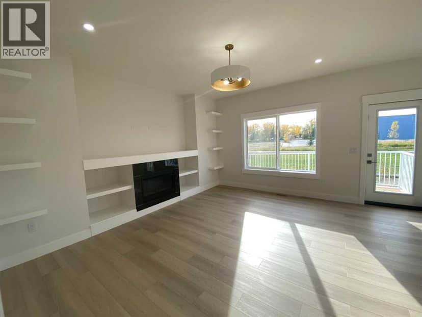 707 Mandalay Avenue NW — photo 11 of 32