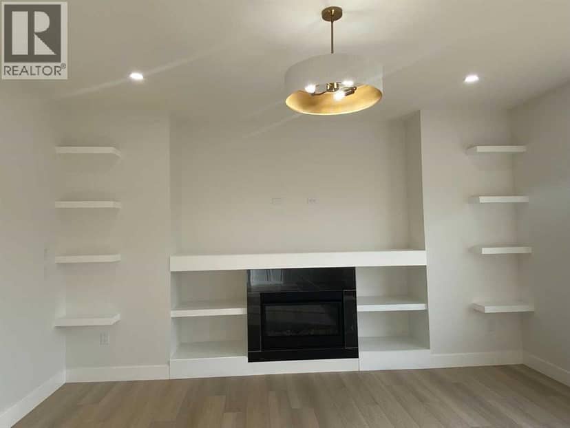 707 Mandalay Avenue NW — photo 13 of 32