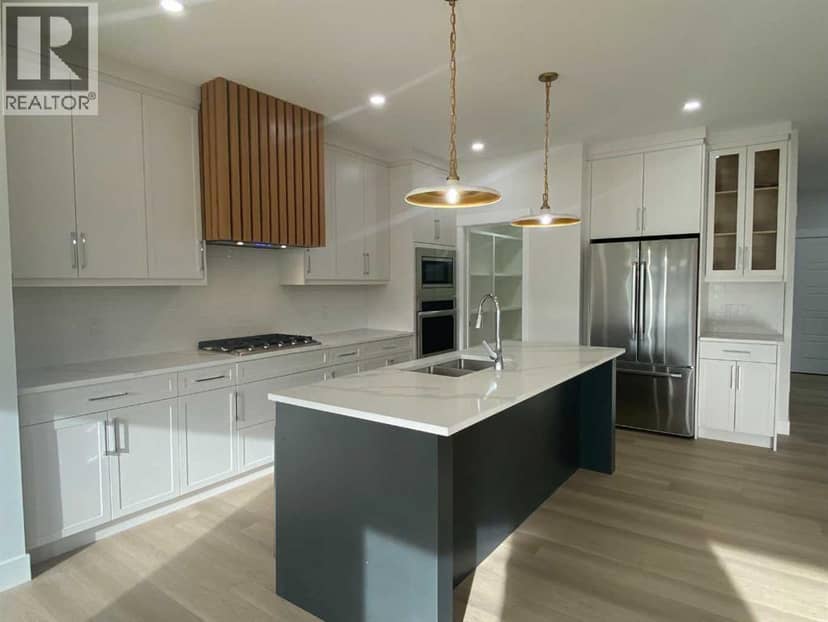 707 Mandalay Avenue NW, Carstairs, photo 8