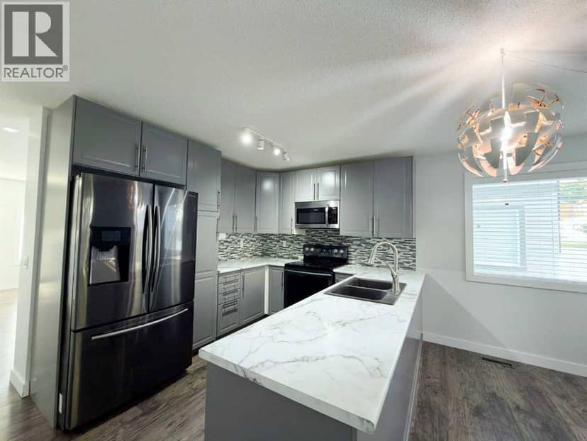 87, 105 Drake Landing Common, Okotoks, photo 5