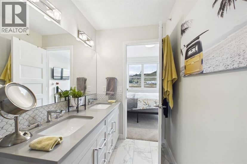 1410, 80 Greenbriar Place NW — photo 24 of 40