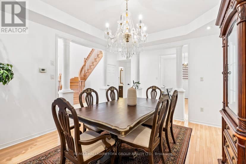 53 Catalina Crescent — photo 12 of 40