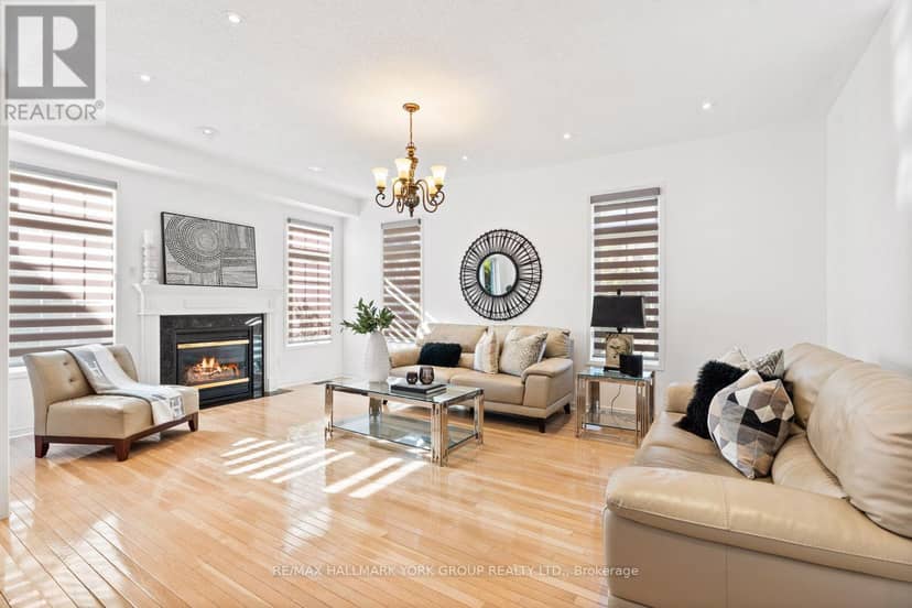 53 Catalina Crescent — photo 13 of 40