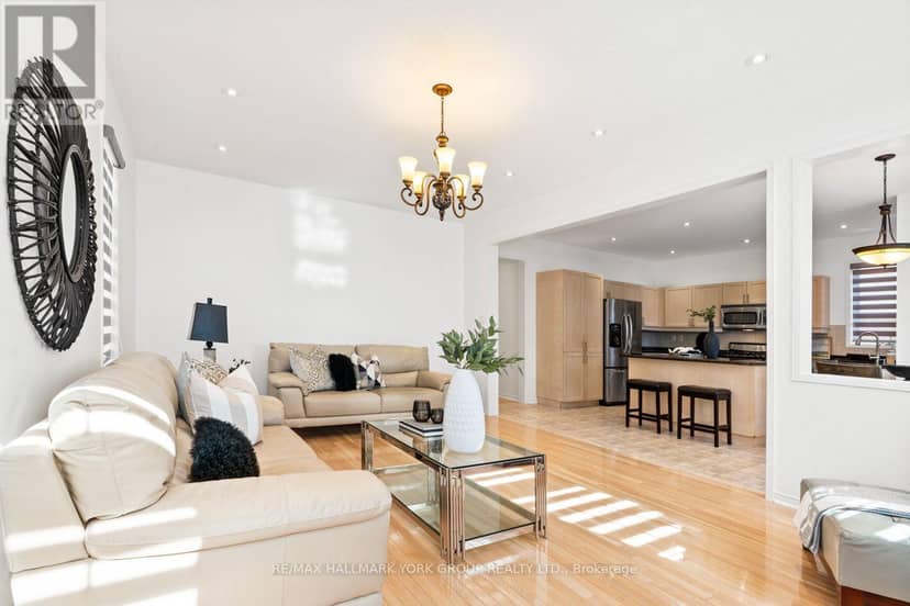 53 Catalina Crescent — photo 15 of 40