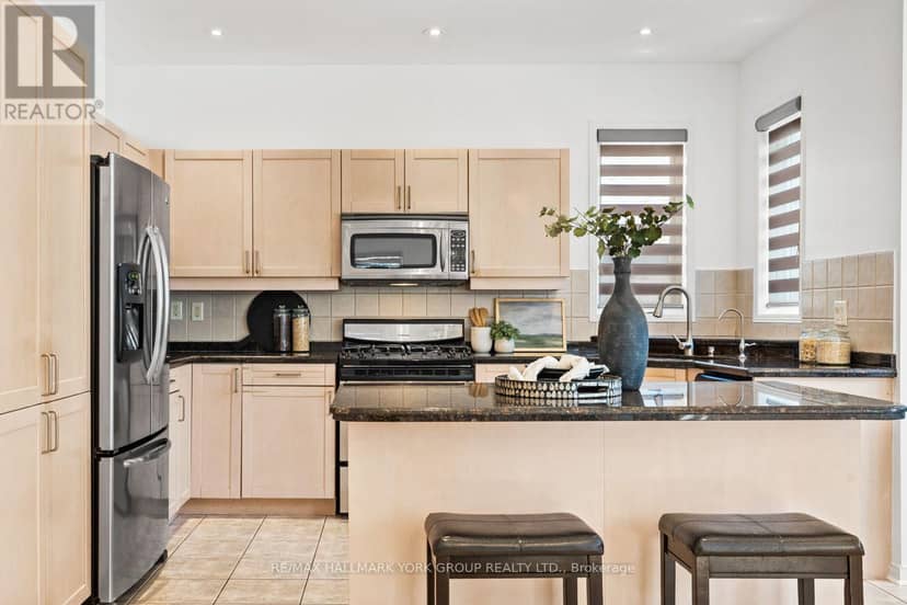 53 Catalina Crescent — photo 18 of 40
