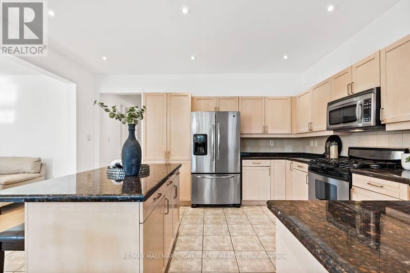 53 Catalina Crescent — photo 20 of 40