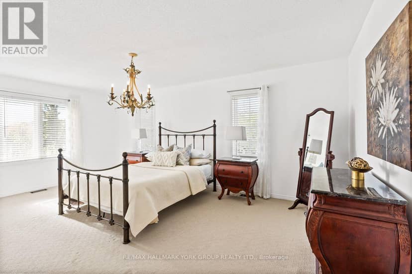 53 Catalina Crescent — photo 26 of 40