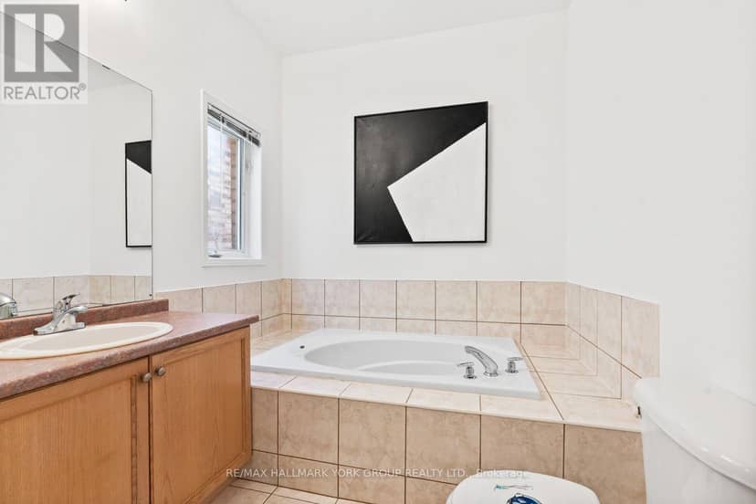 53 Catalina Crescent — photo 35 of 40