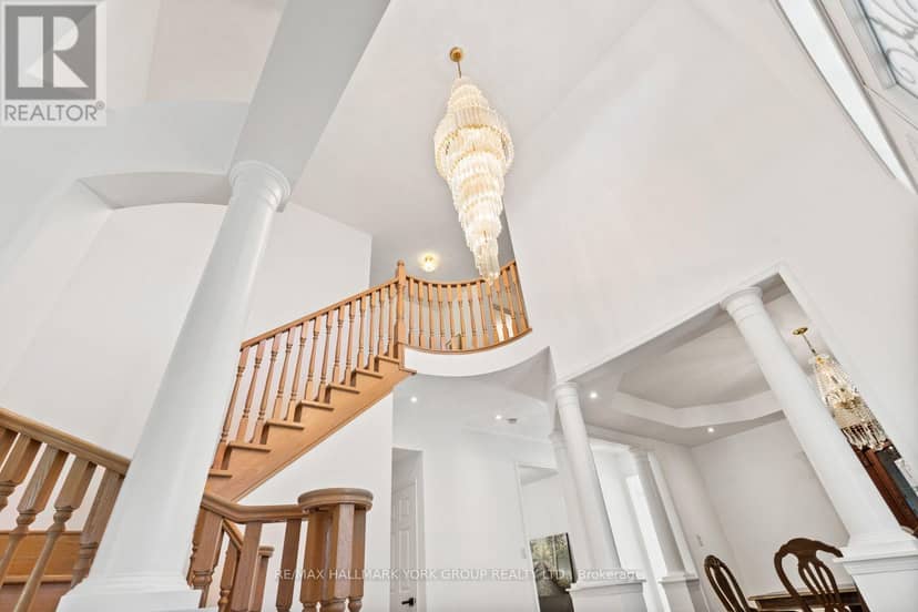 53 Catalina Crescent — photo 9 of 40