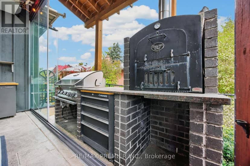 31 Malaren Road — photo 36 of 40