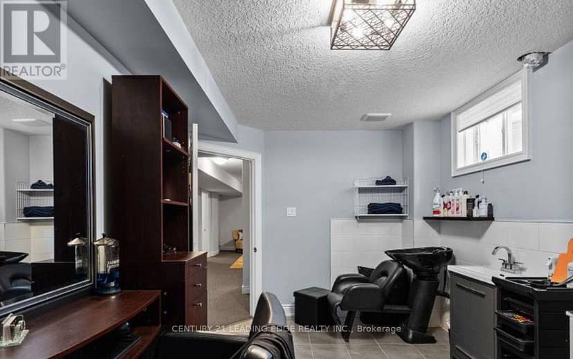 9 Kierland Road — photo 31 of 37