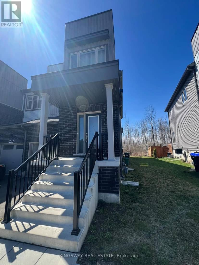 255 Atkinson Street, Clearview, photo 3