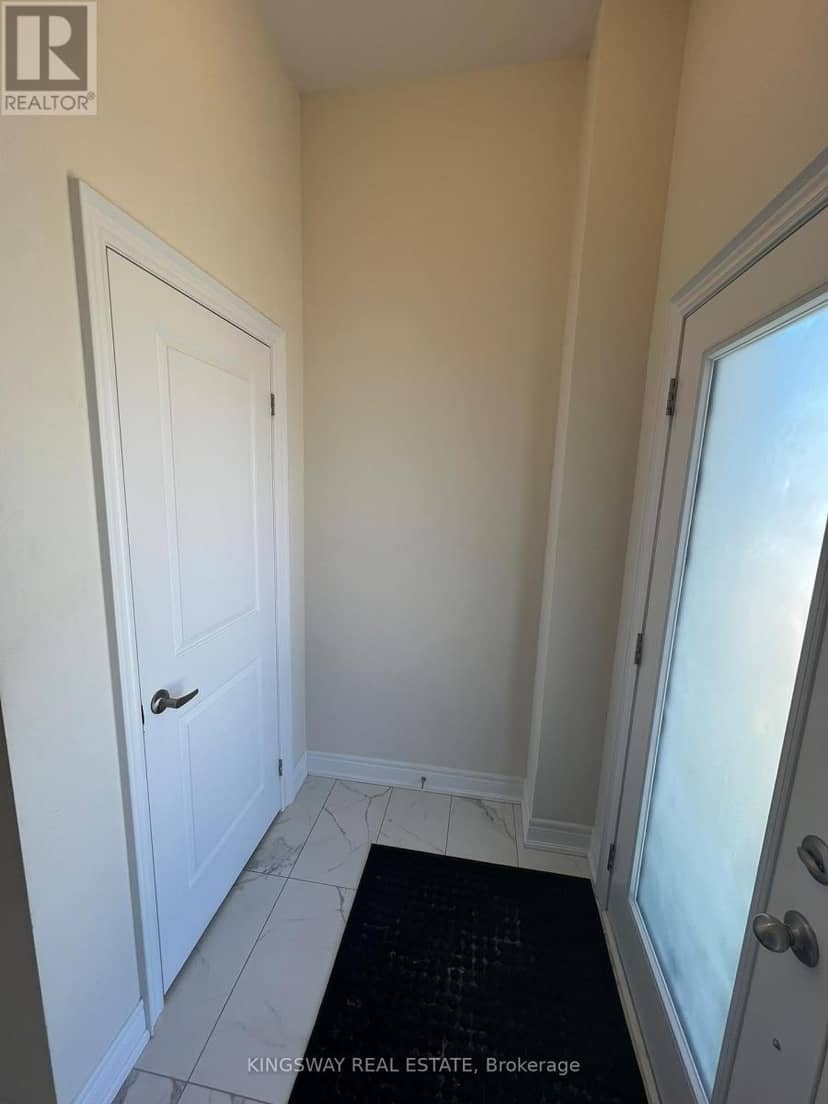 255 Atkinson Street, Clearview, photo 4