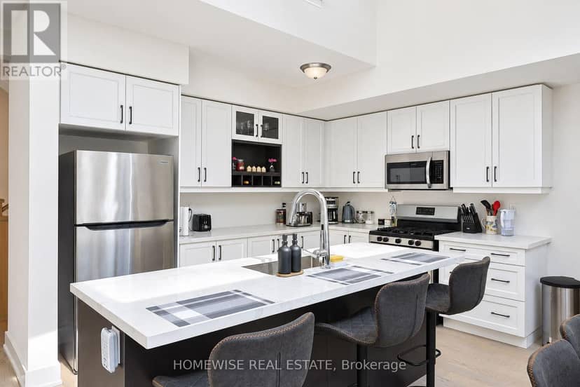 33 Ruby Crescent — photo 14 of 40