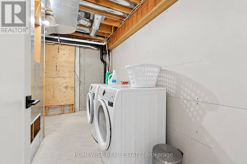 33 Ruby Crescent — photo 28 of 40