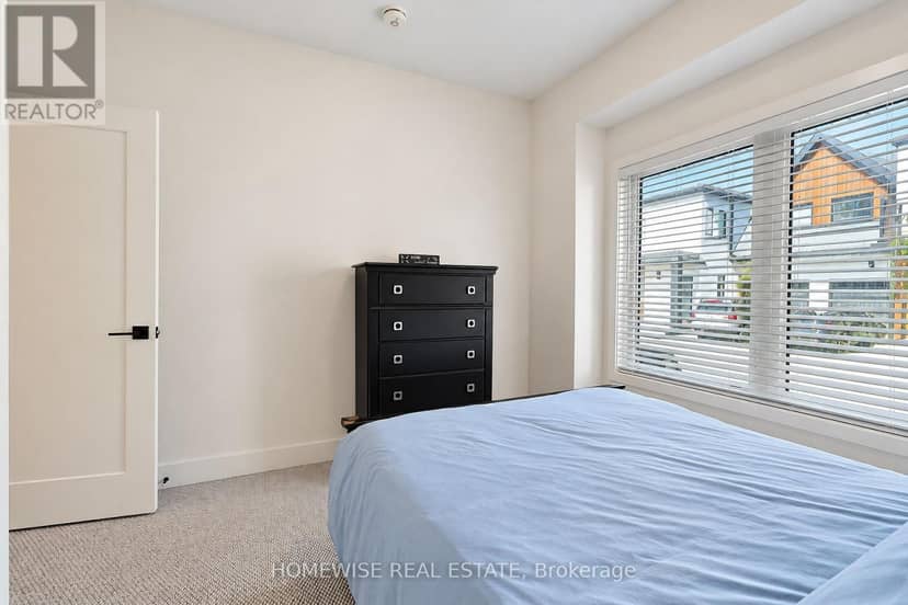 33 Ruby Crescent — photo 8 of 40