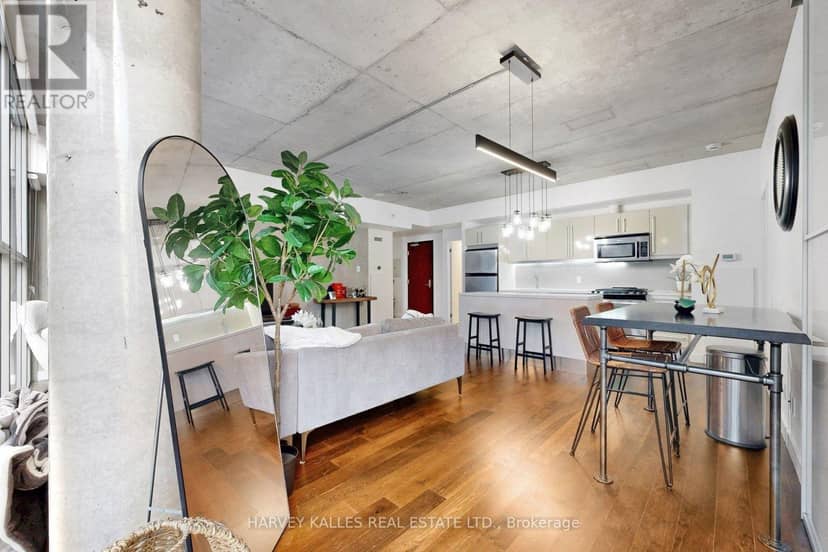 410 - 25 Oxley Street — photo 15 of 33