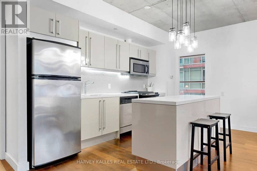 410 - 25 Oxley Street — photo 7 of 33