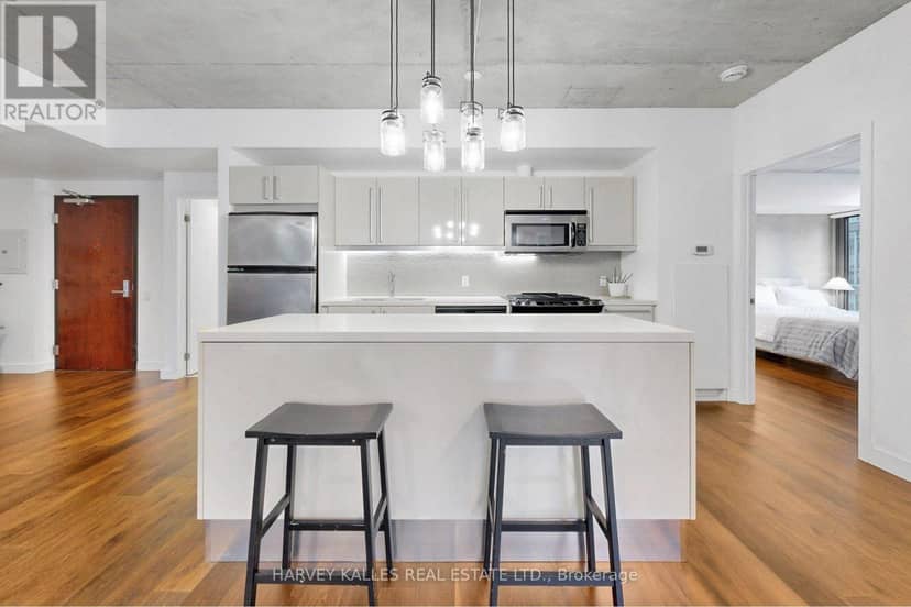 410 - 25 Oxley Street — photo 8 of 33