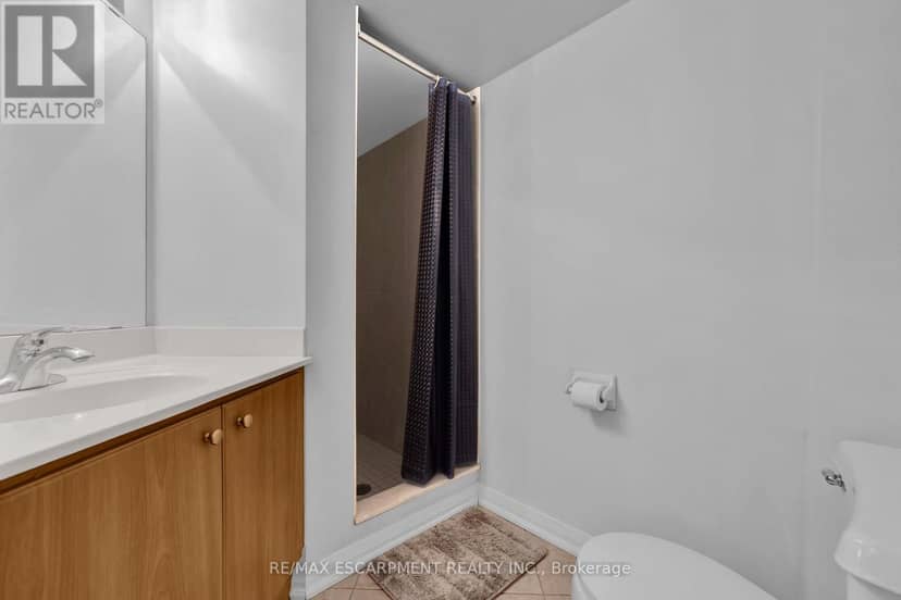 1405 - 220 Forum Drive — photo 15 of 31