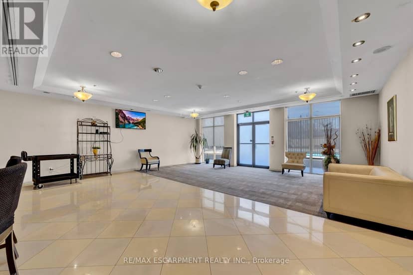 1405 - 220 Forum Drive — photo 26 of 31