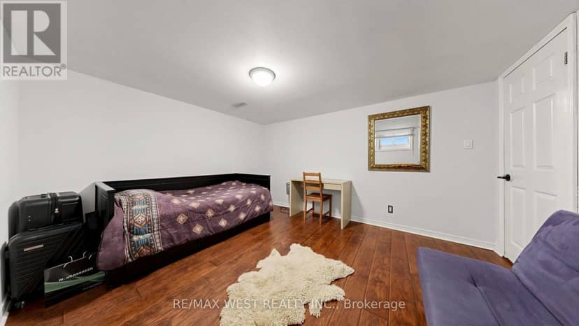 32 Allonsius Drive — photo 32 of 40