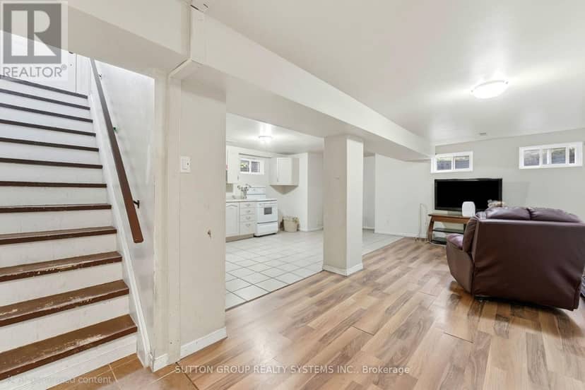 1916 Reiss Court — photo 17 of 26